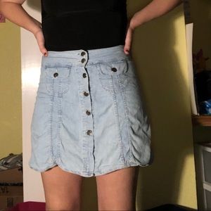 women’s naf naf jean skirt *tagged with size gone*